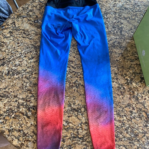 ❤️ MINIMUM 5 ITEMS BUNDLED TO PURCHASE at $7 ❤️ category. - Picture 8 of 12